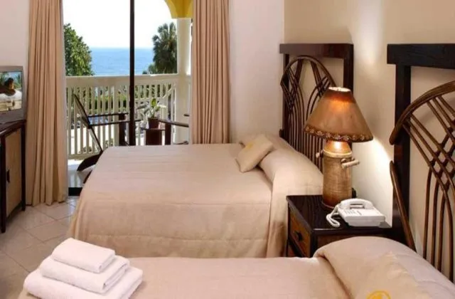 Lifestyle Tropical Beach All Inclusive‎ room